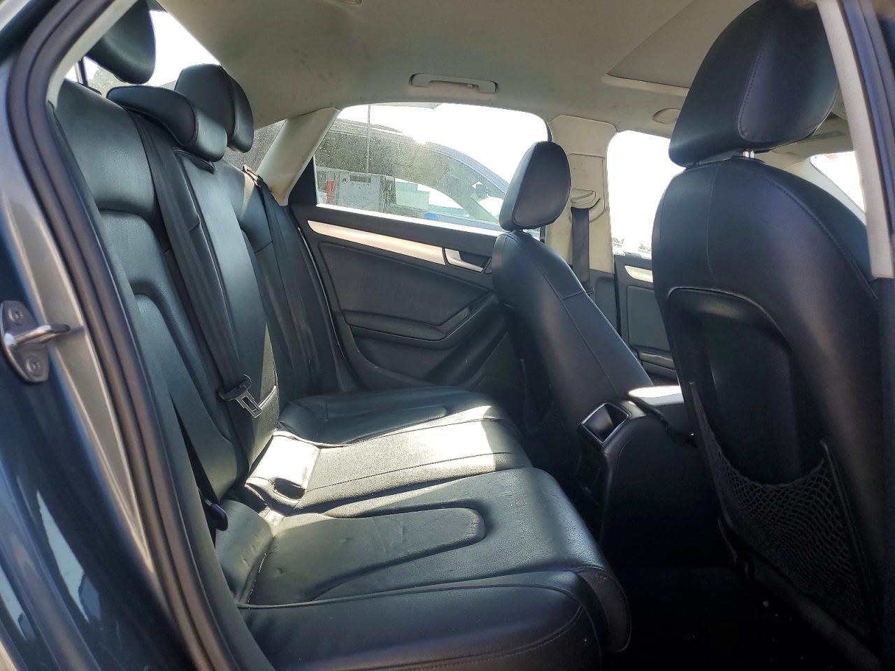 2012 Audi A4 Premium Silver vin: WAUBFAFL8CA047612