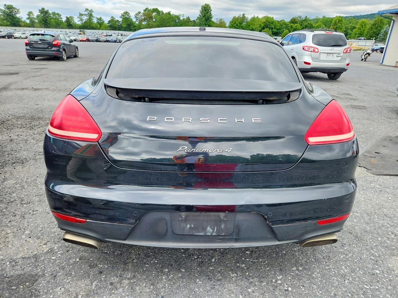 2015 Porsche Panamera 2 Черный vin: WP0AA2A7XFL003312