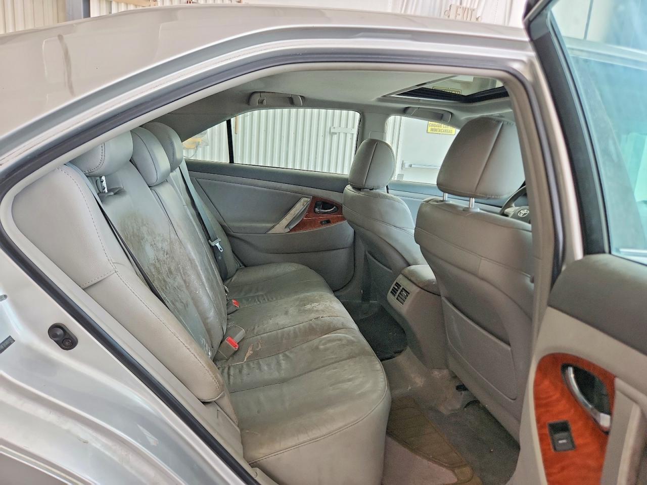 2010 Toyota Camry Base Silver vin: 4T4BF3EK0AR079362