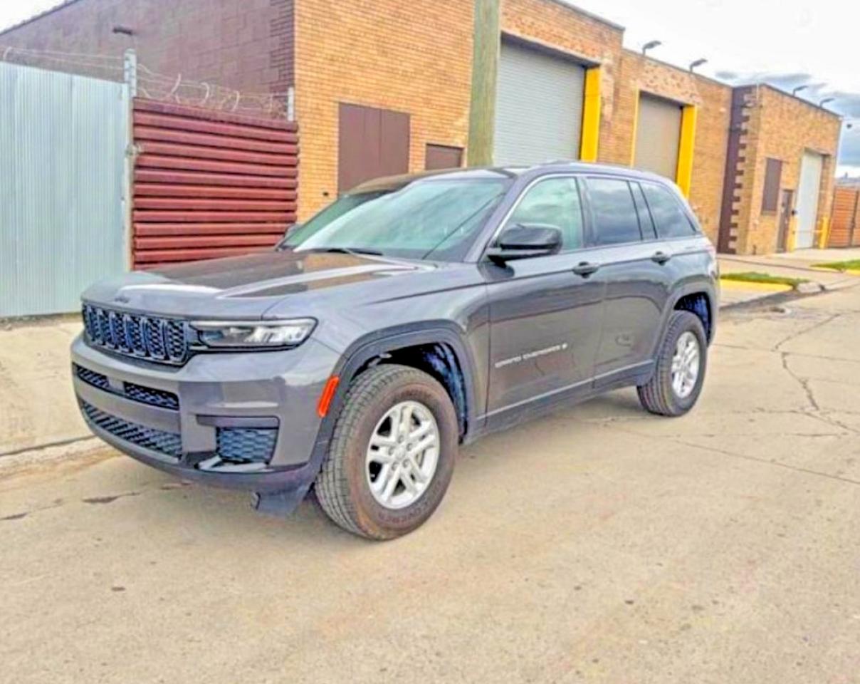 2023 Jeep Grand Cherokee Laredo Коричневый vin: 1C4RJHAG3P8710990