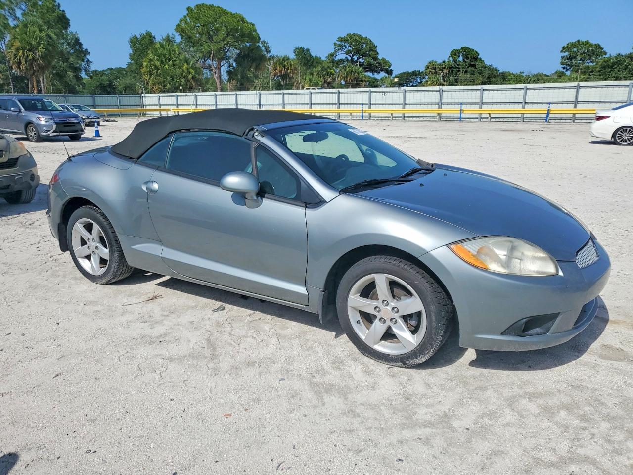 2009 Mitsubishi Eclipse Spyder Gs Gray vin: 4A3AL25F19E013406