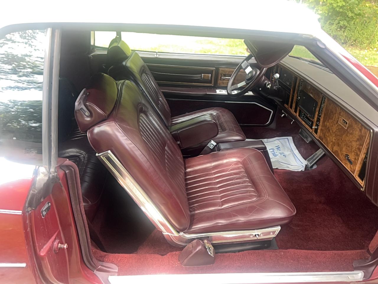 1985 Buick Riviera Maroon vin: 1G4EZ67Y5FE447506