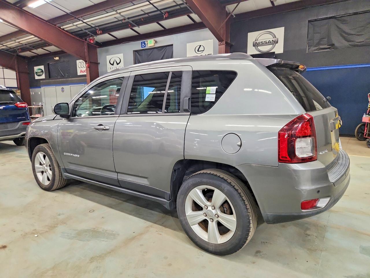 2014 Jeep Compass Latitude Gray vin: 1C4NJDEB7ED632966