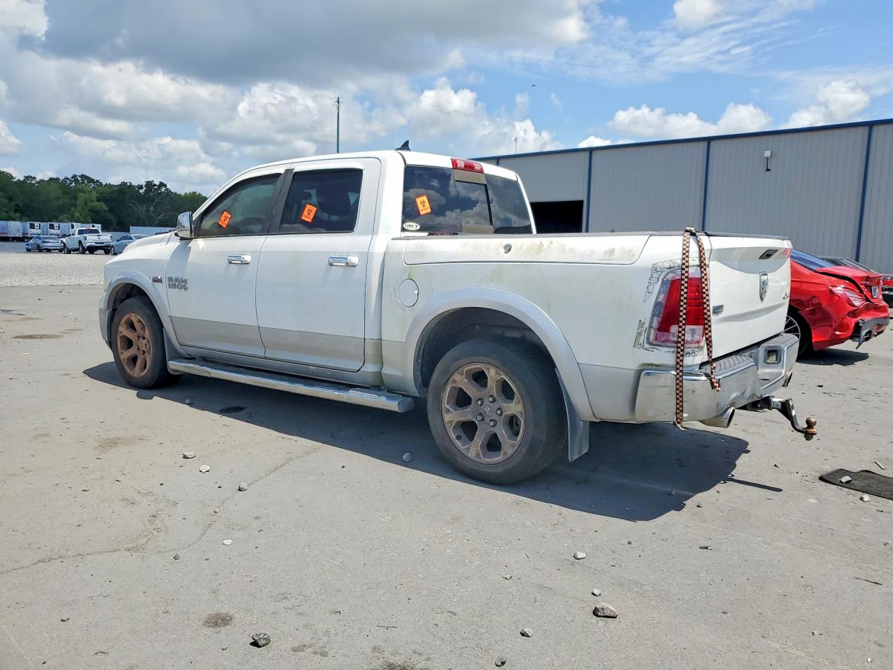 2015 Ram 1500 Laramie White vin: 1C6RR7NT7FS552351