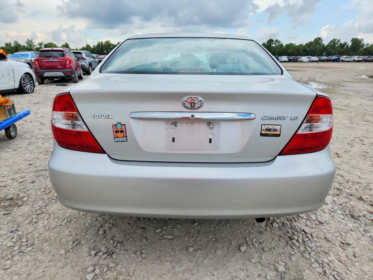 2002 Toyota Camry Le Silver vin: 4T1BE32K62U089428