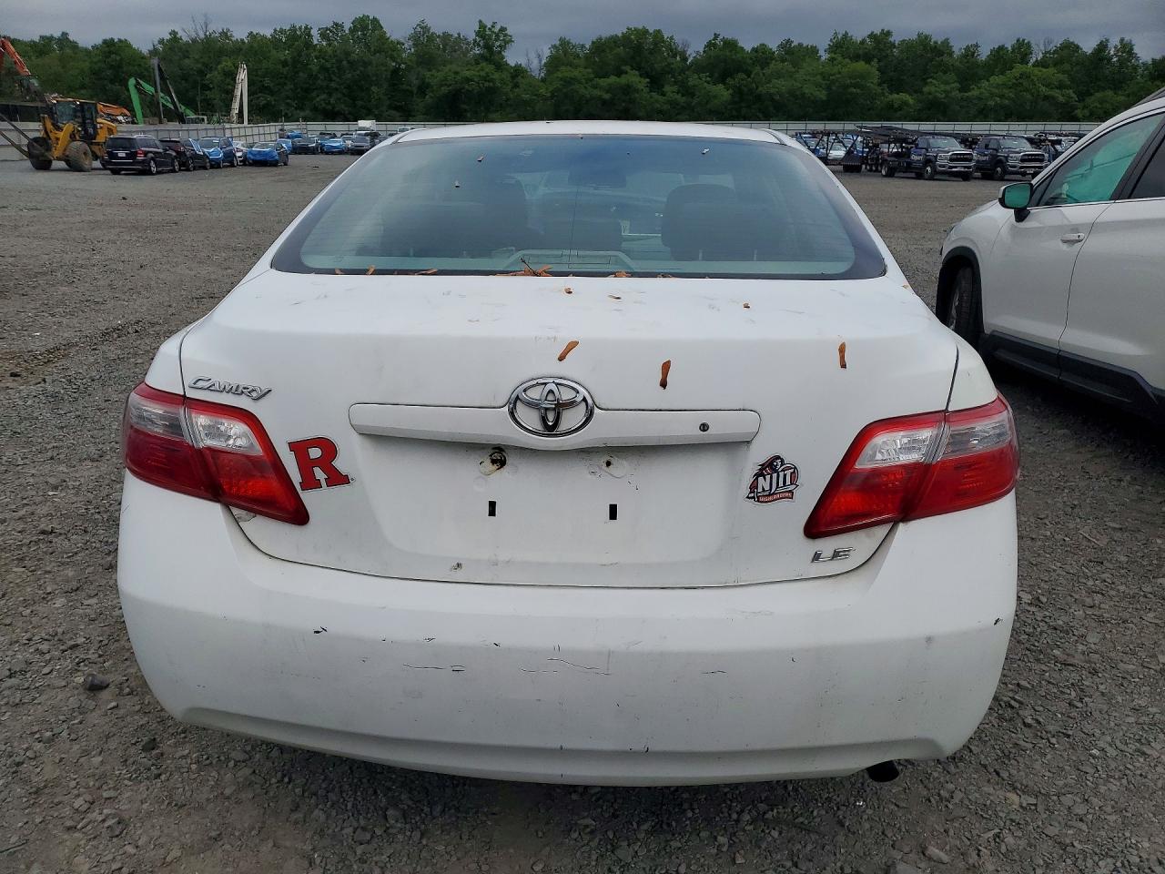 2009 Toyota Camry Le White vin: 4T4BE46K19R136056
