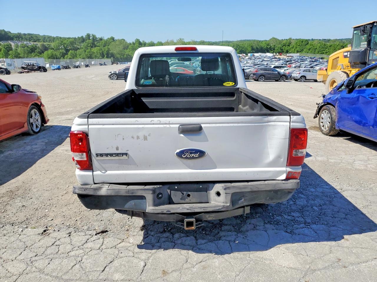 2011 Ford Ranger Super Cab White vin: 1FTKR1ED3BPA58792