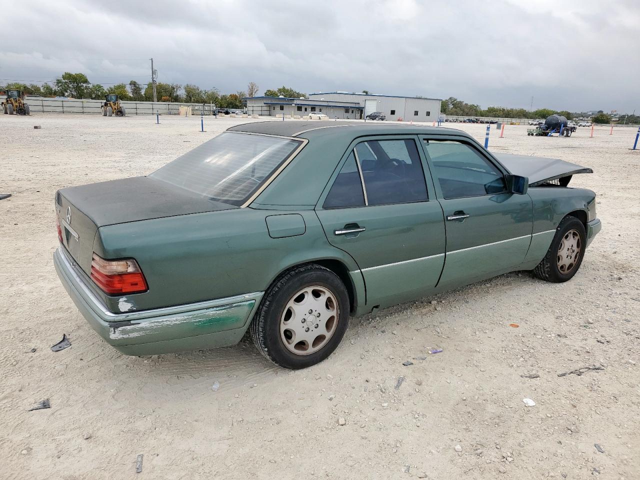 1994 Mercedes-benz E 320 Green vin: WDBEA32E0RC093755