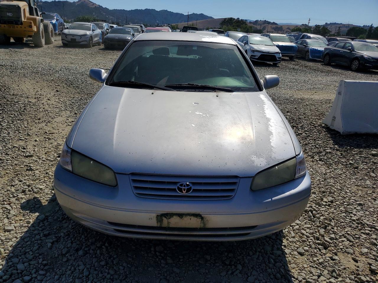 1999 Toyota Camry Ce Желто-коричневый vin: 4T1BG22K0XU444959