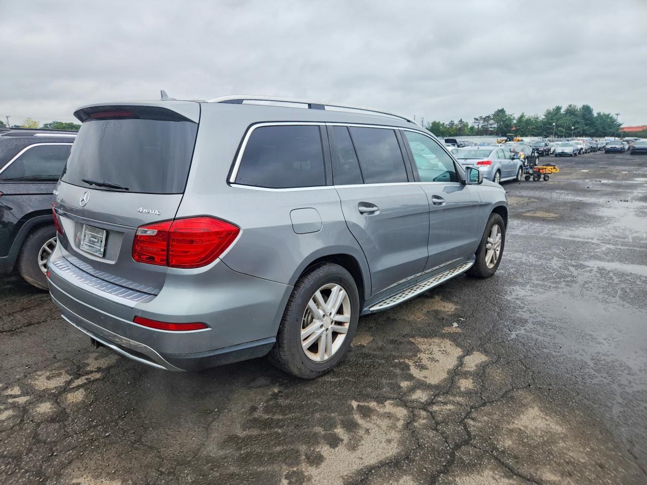 2014 Mercedes-benz Gl 450 4matic Silver vin: 4JGDF7CE1EA427751