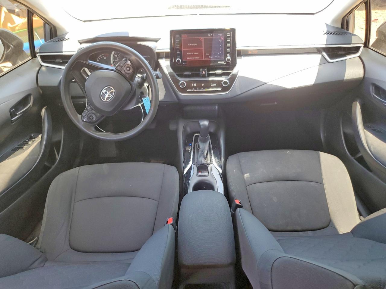2022 Toyota Corolla Le Blue vin: JTDEPMAE8NJ219969