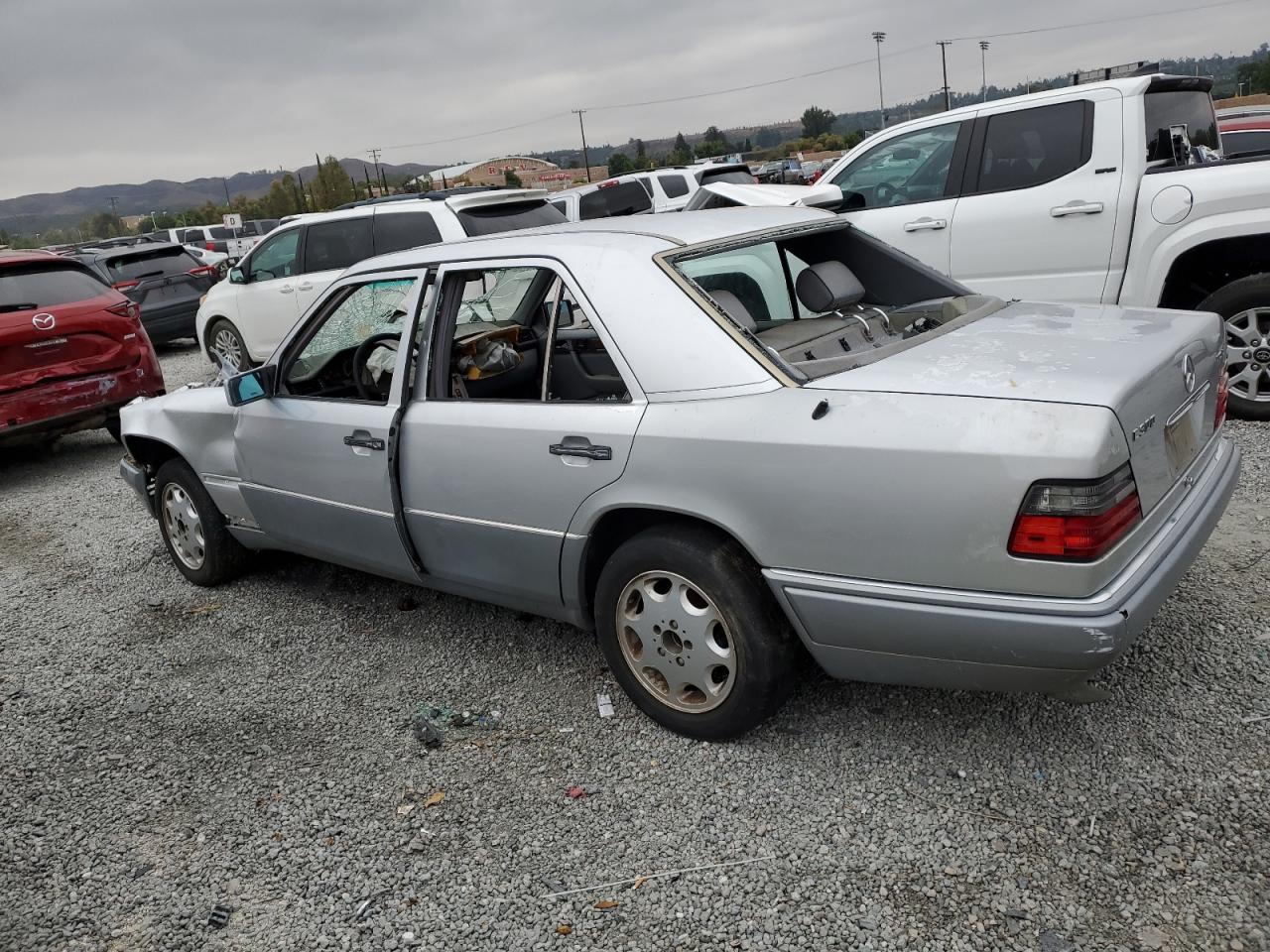 1995 Mercedes-benz E 300d Silver vin: WDBEB31E6SC070193