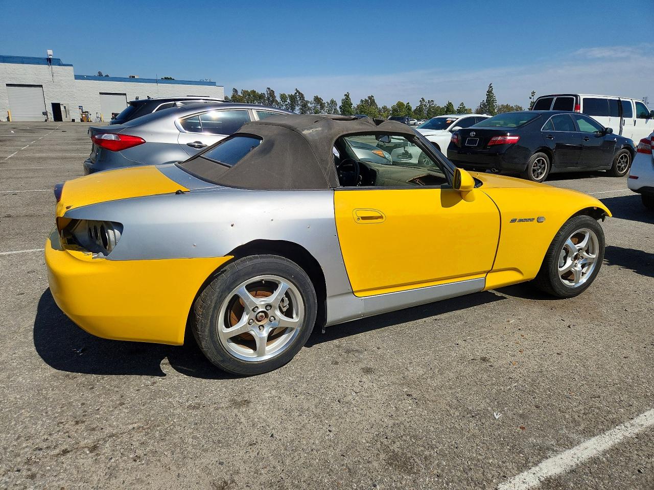 2005 Honda S2000 Yellow vin: JHMAP214X5S001857