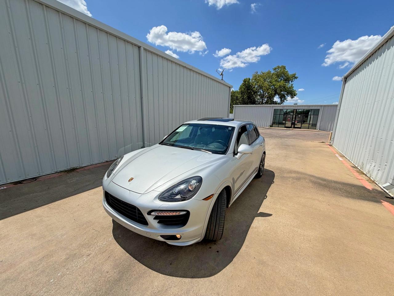 2014 Porsche Cayenne Gts Silver vin: WP1AD2A22ELA75002