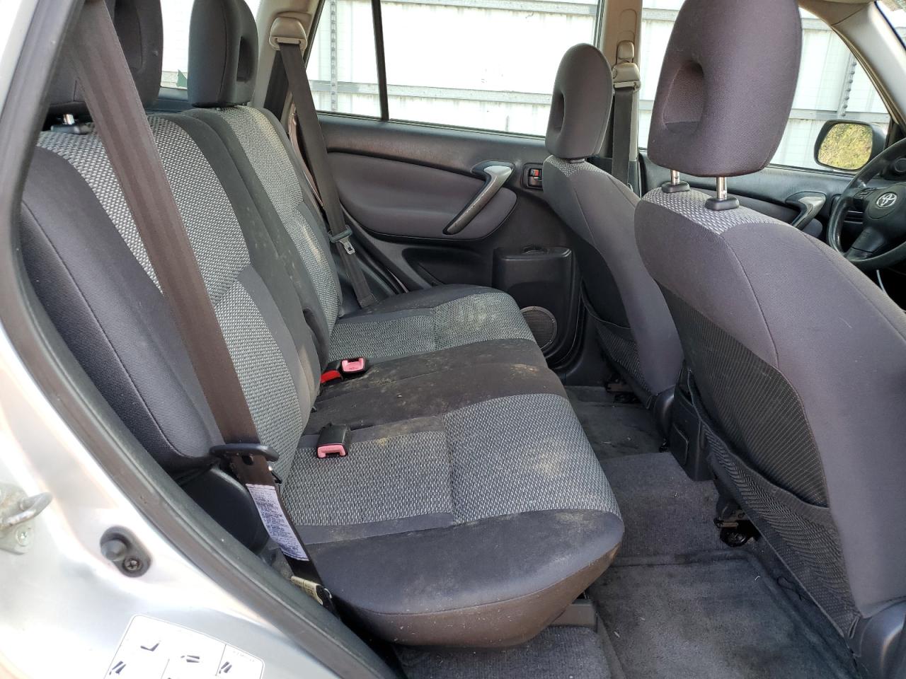 2005 Toyota Rav4 Silver vin: JTEGD20V650058496