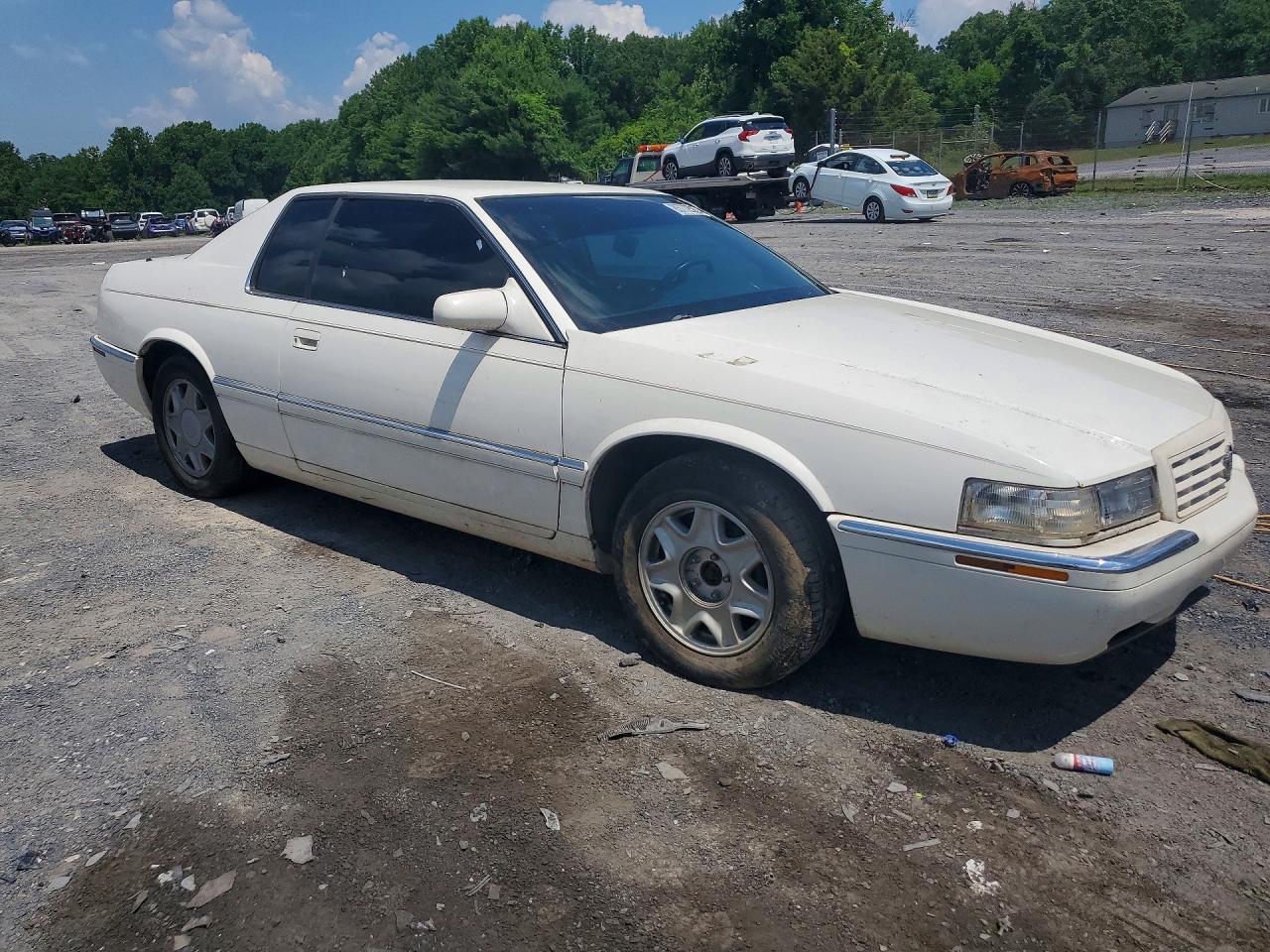 1996 Cadillac Eldorado Touring White vin: 1G6ET1299TU615984