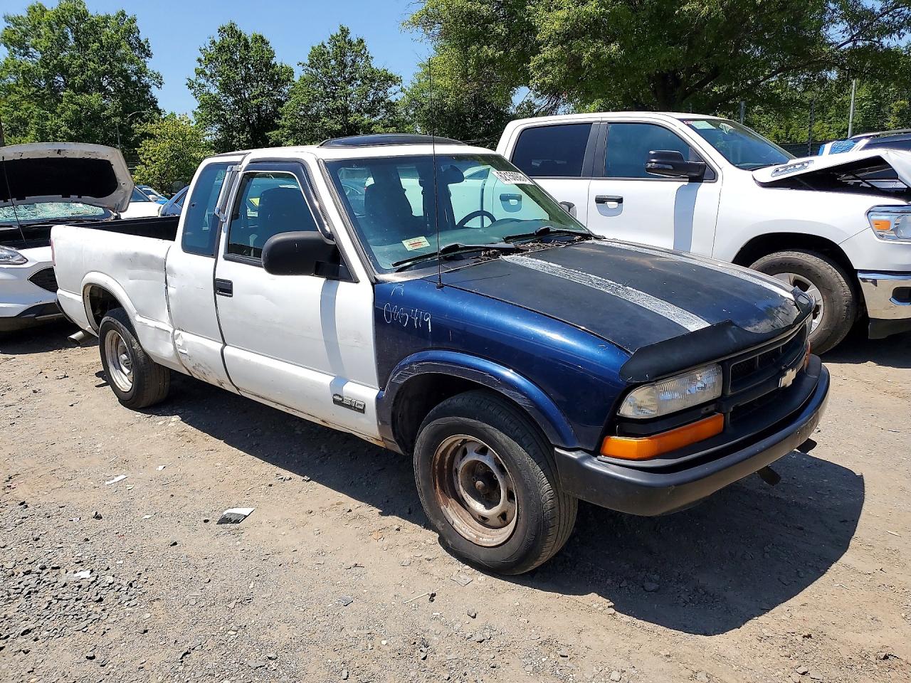 2000 Chevrolet S Truck S10 White vin: 1GCCS1951YK290809