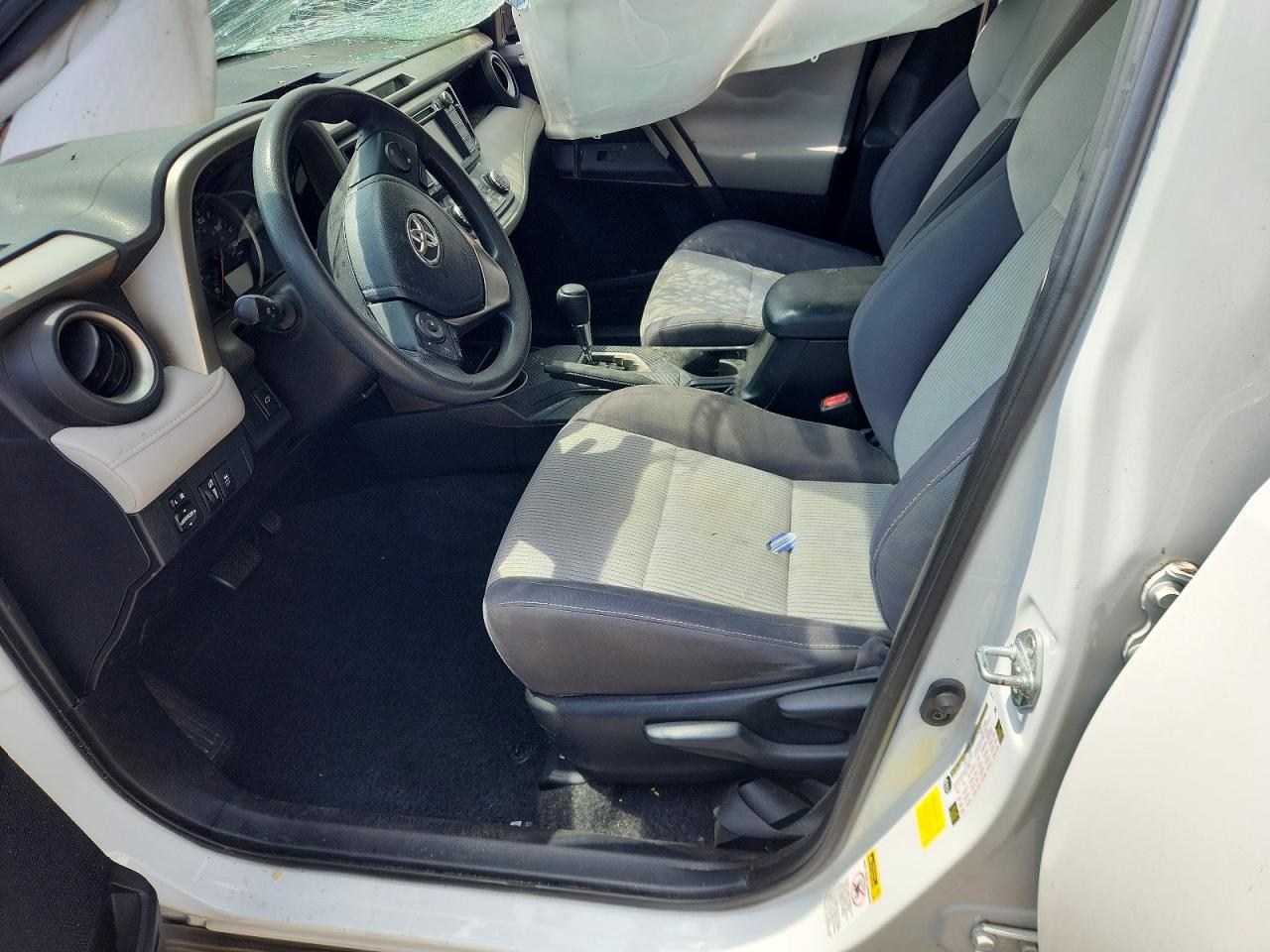 2015 Toyota Rav4 Xle White vin: 2T3WFREVXFW233650