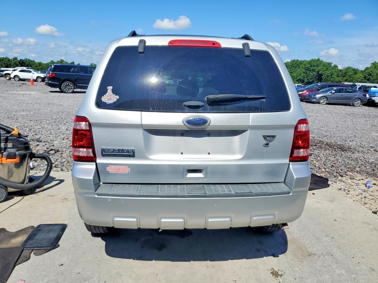 2011 Ford Escape Xlt Silver vin: 1FMCU9D73BKC22290