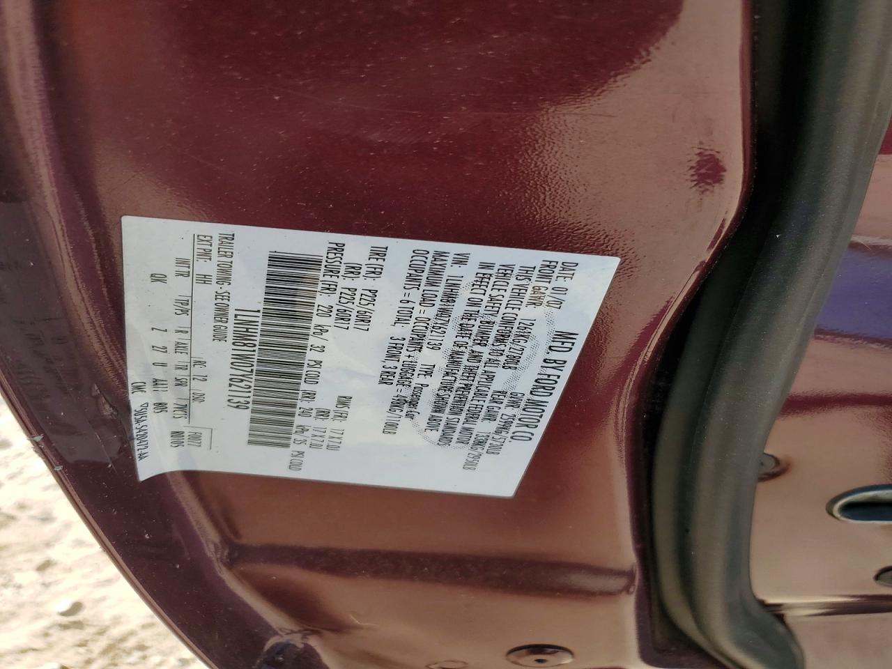 2007 Lincoln Town Car Signature Burgundy vin: 1LNHM81W07Y621139
