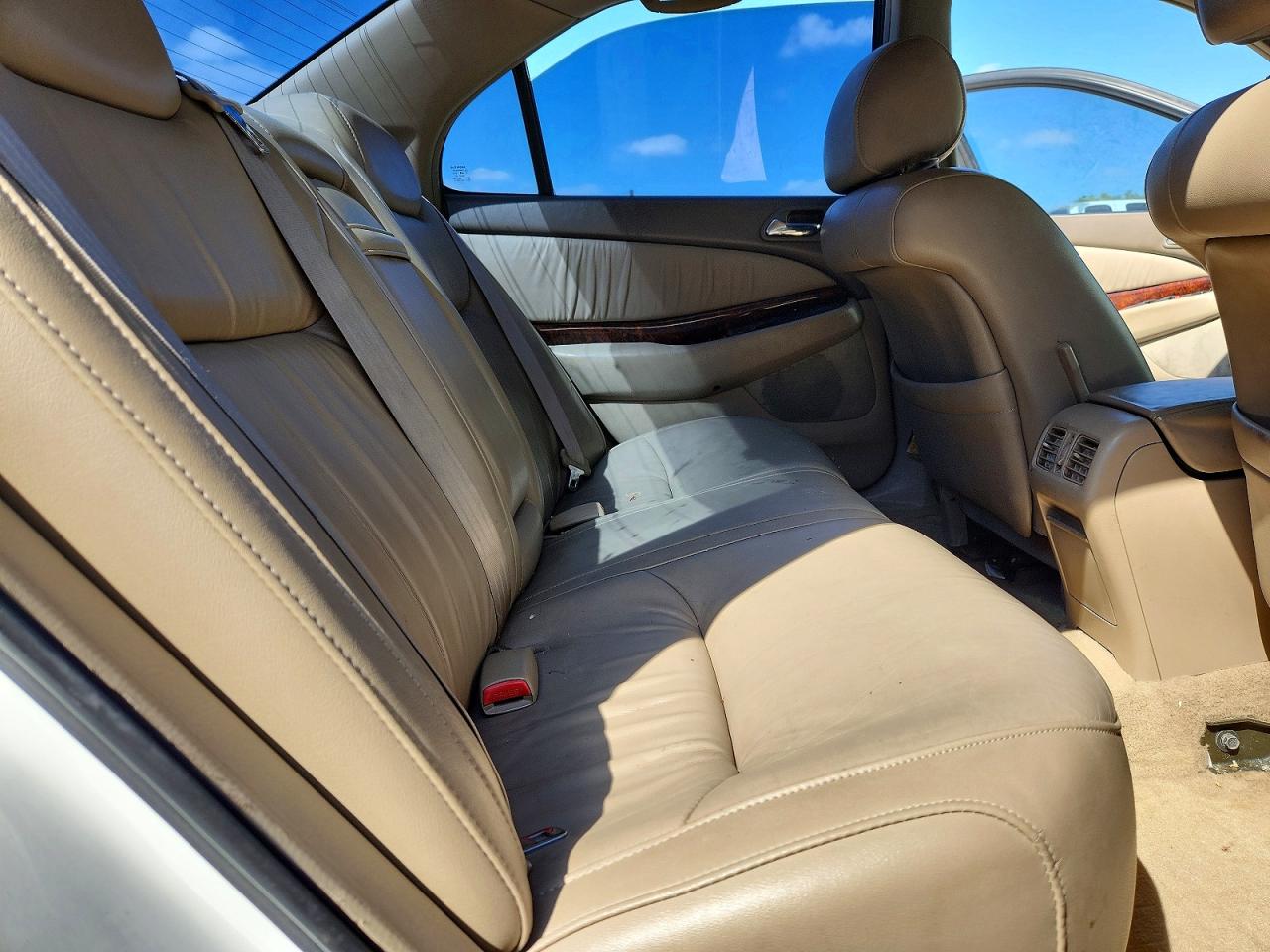2000 Acura 3.2tl White vin: 19UUA5668YA050904