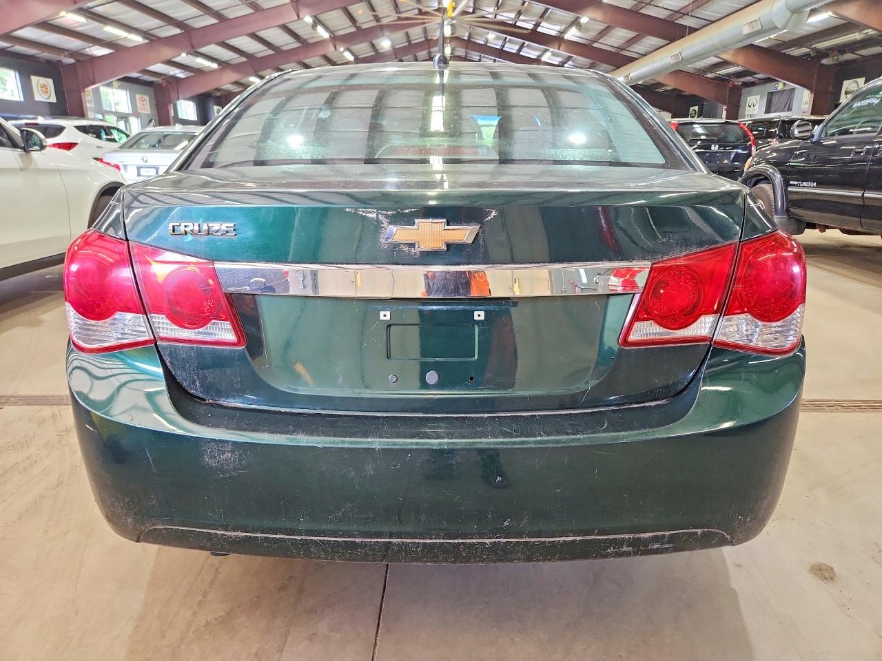 2014 Chevrolet Cruze Ls Green vin: 1G1PA5SG1E7411546