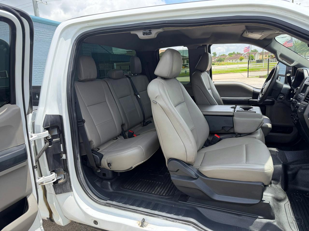 2022 Ford F250 Super Duty White vin: 1FT8X2BT0NED76712