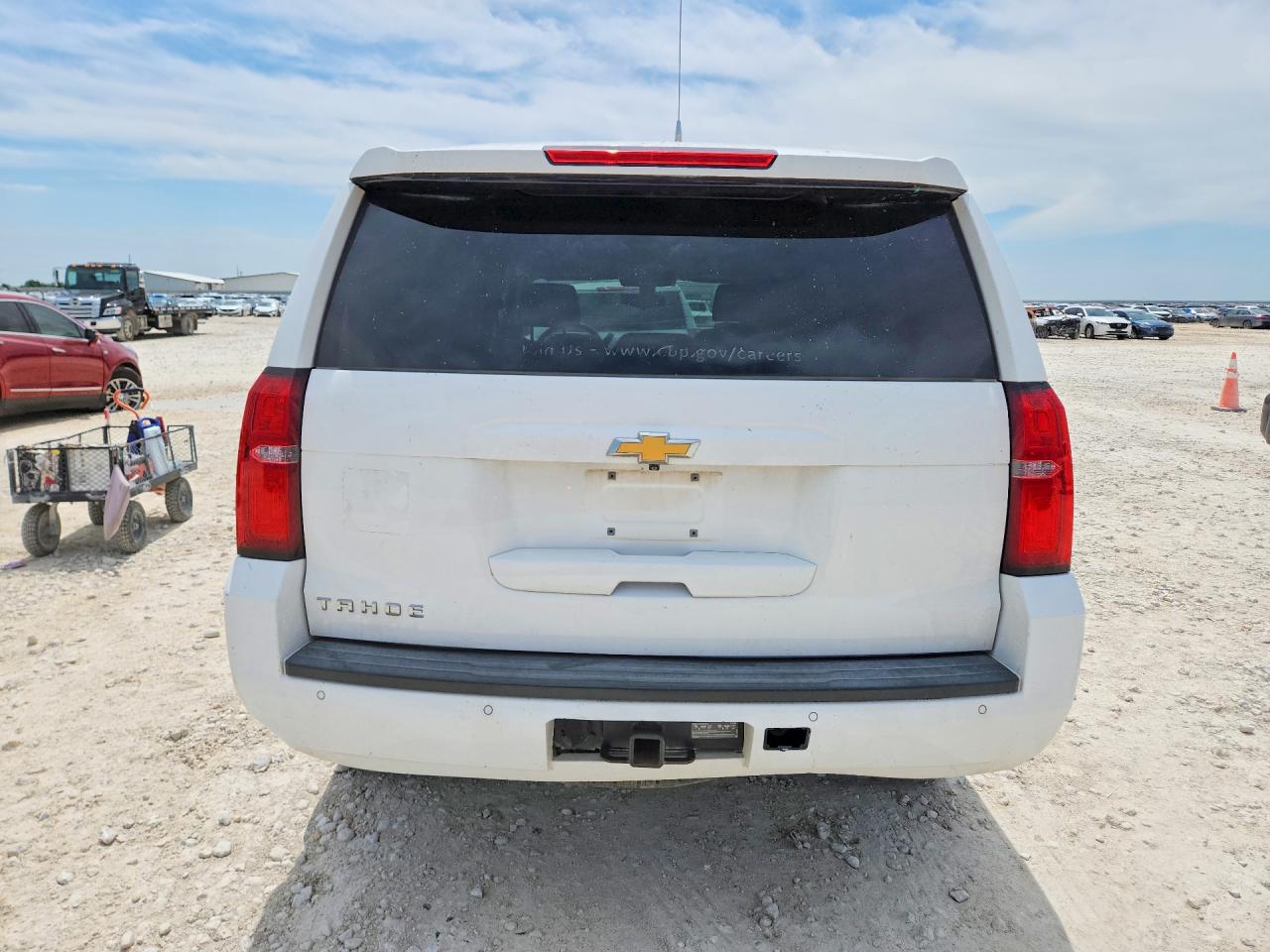 2015 Chevrolet Tahoe K1500 White vin: 1GNSK4EC6FR623650