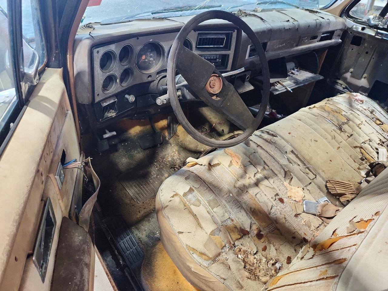 1985 Chevrolet C10 Brown vin: 1GCDC14H1FF345400