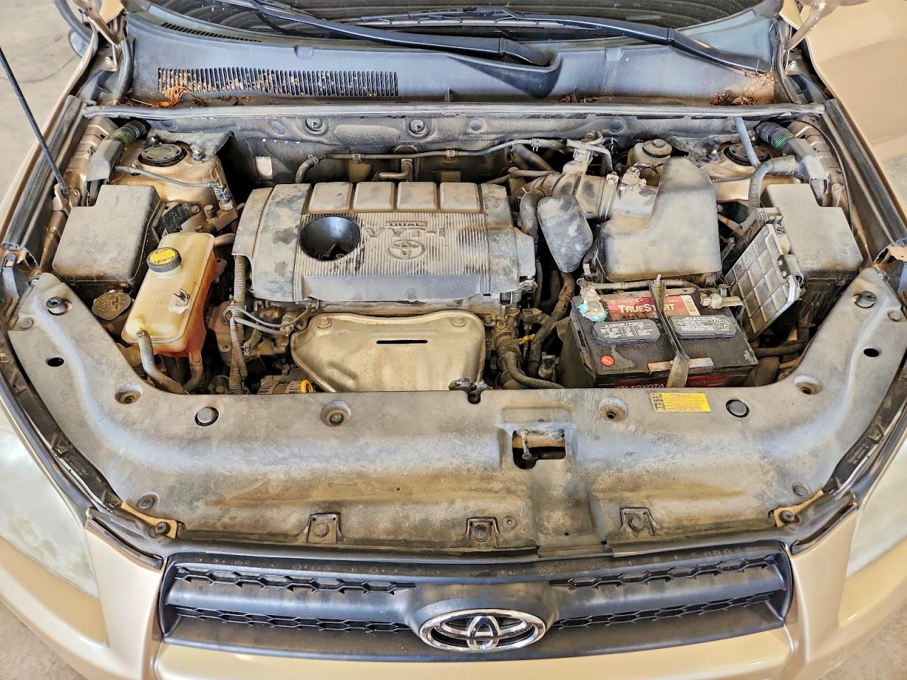 2011 Toyota Rav4 Base Gold vin: 2T3BF4DV5BW163200
