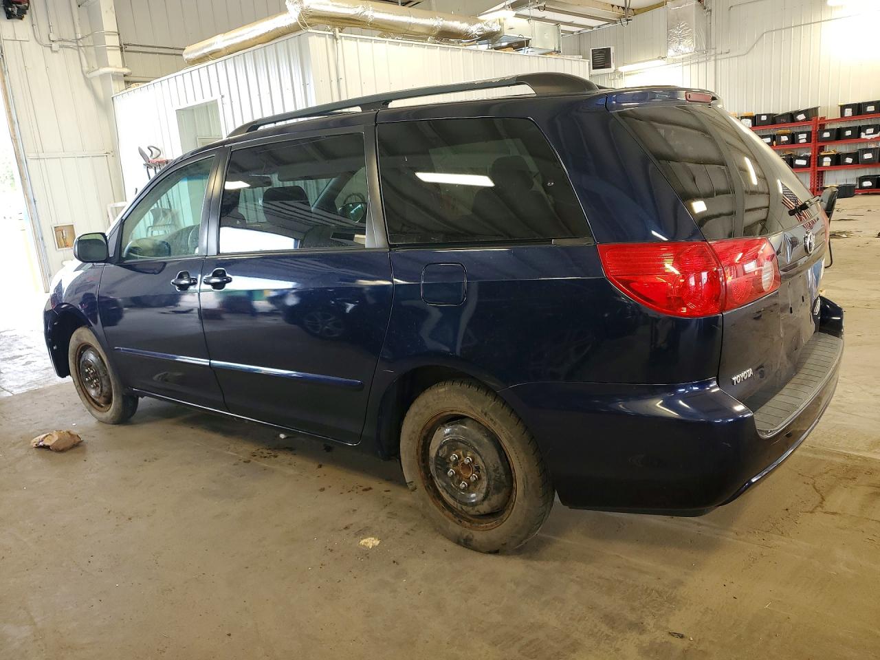 2006 Toyota Sienna Le 8 Passenger Blue vin: 5TDZA23C96S561941