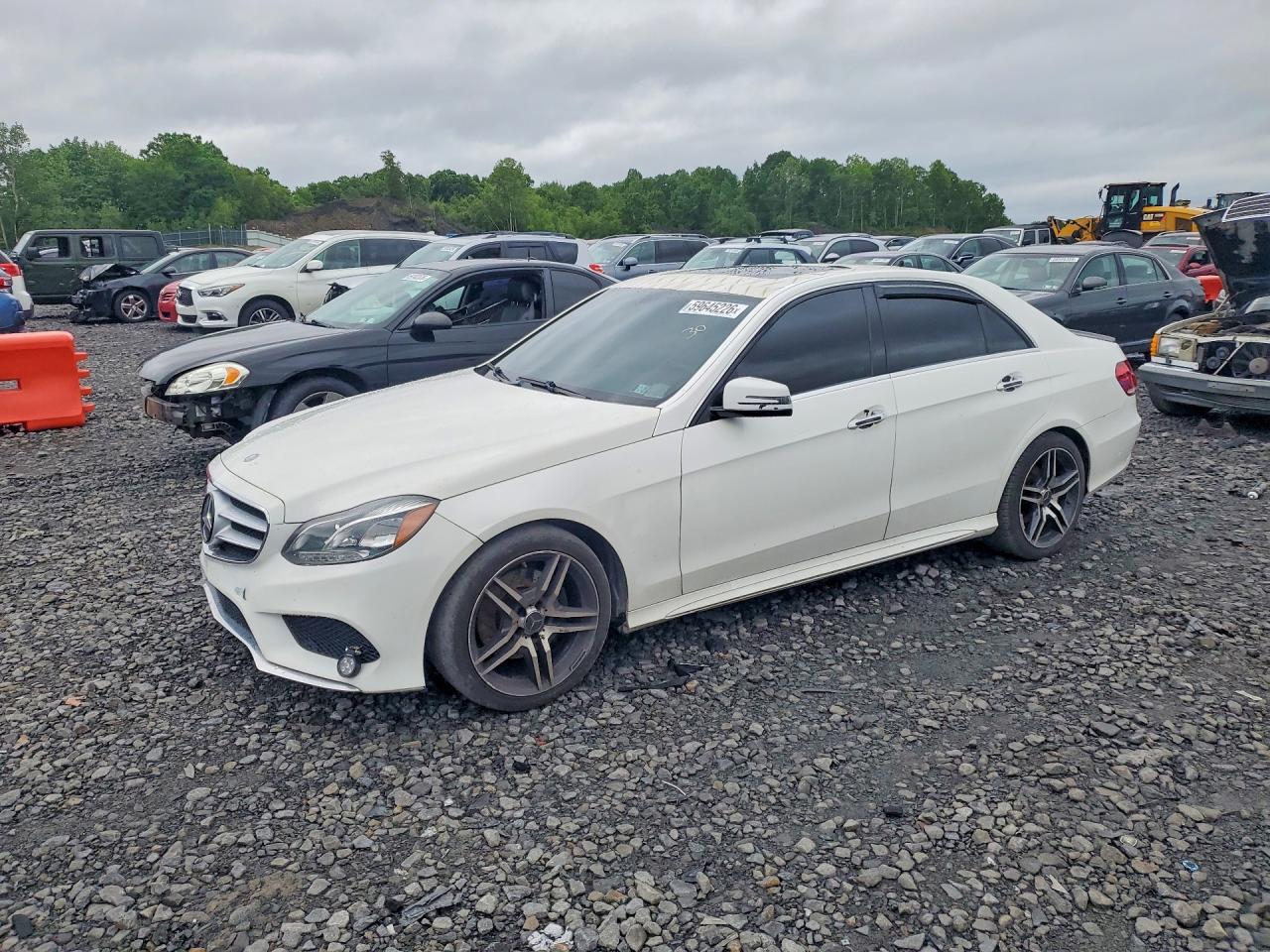 2014 Mercedes-benz E 350 4matic White vin: WDDHF8JB9EA854492