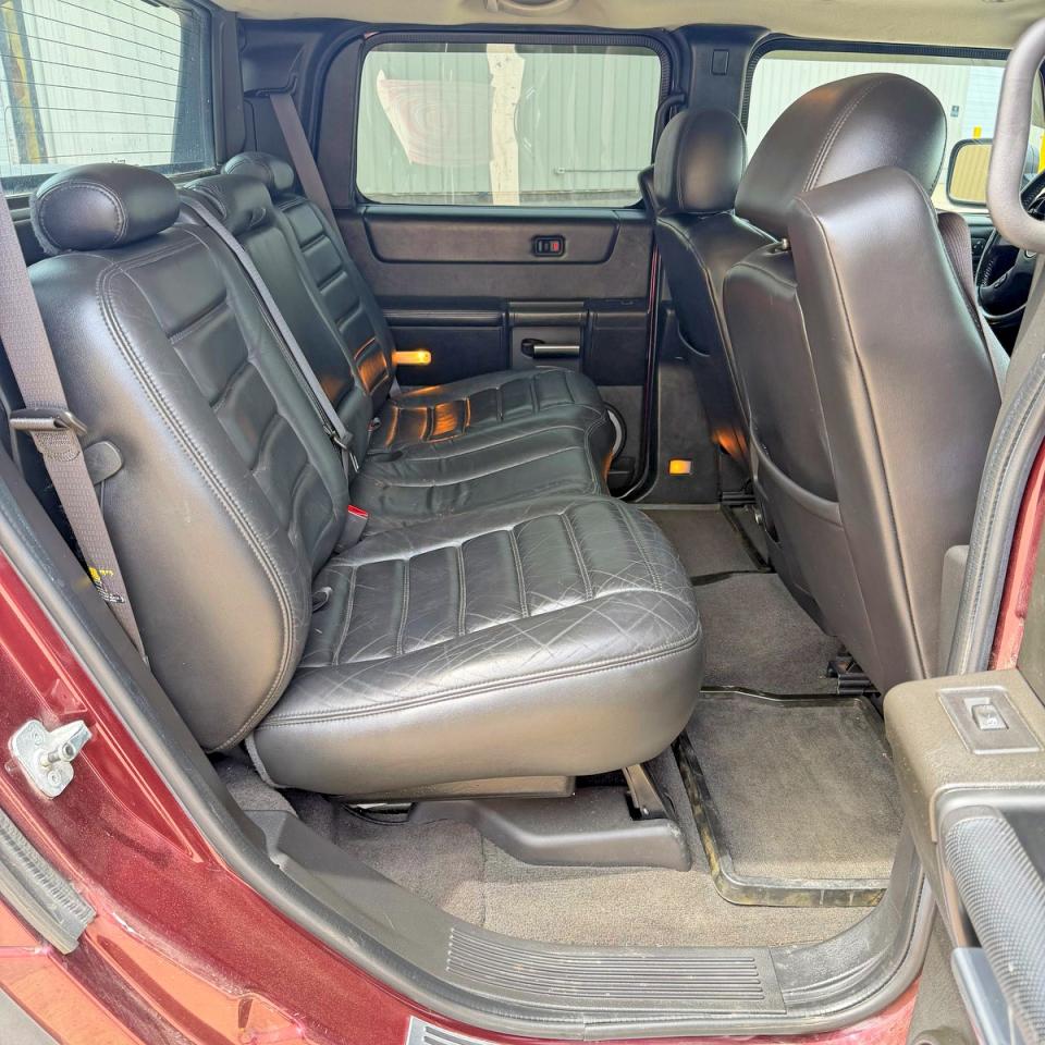 2006 Hummer H2 Sut Maroon vin: 5GRGN22U46H122381