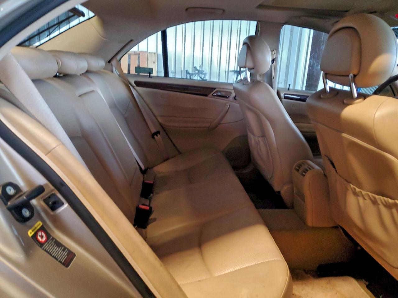 2001 Mercedes-benz C 240 Gold vin: WDBRF61JX1F070537