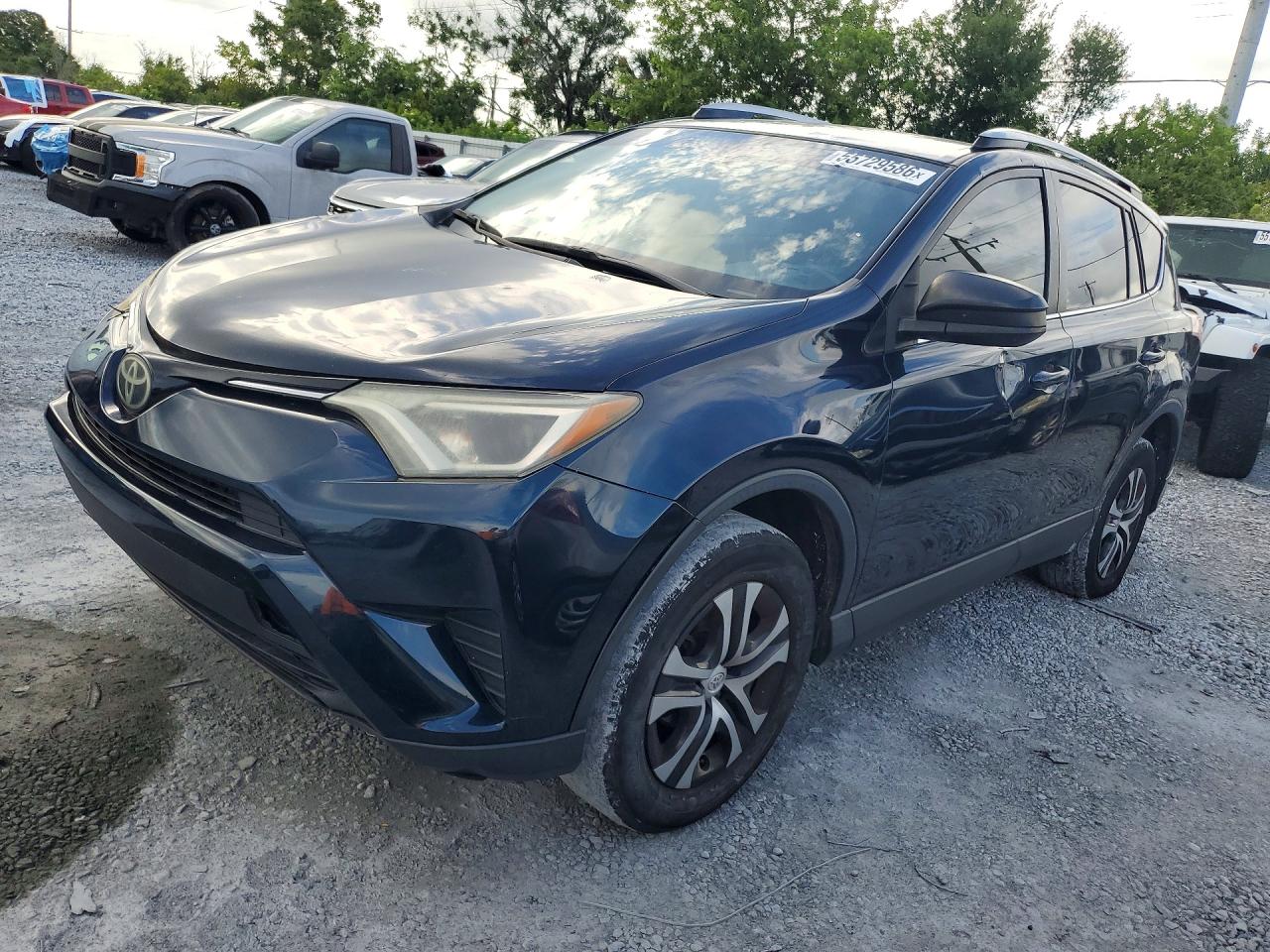 2018 Toyota Rav4 Le Teal vin: JTMZFREV5JJ168386