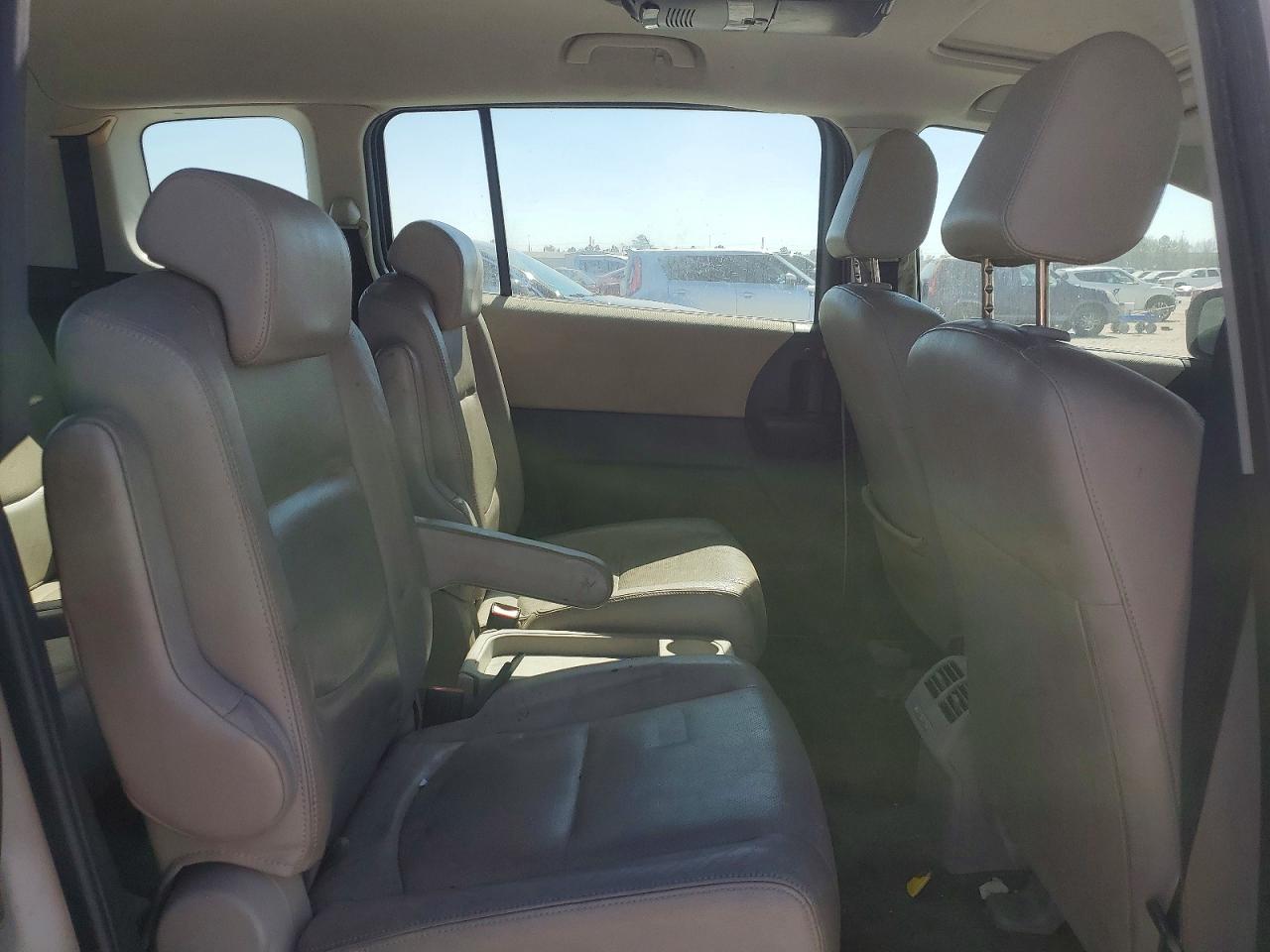 2008 Mazda 5 White vin: JM1CR293X80322703