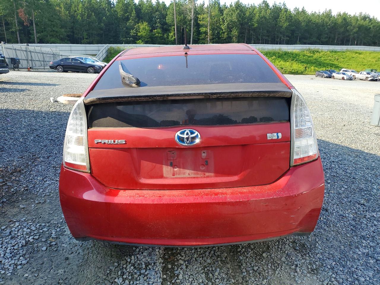 2011 Toyota Prius Three Красный vin: JTDKN3DU4B1406238