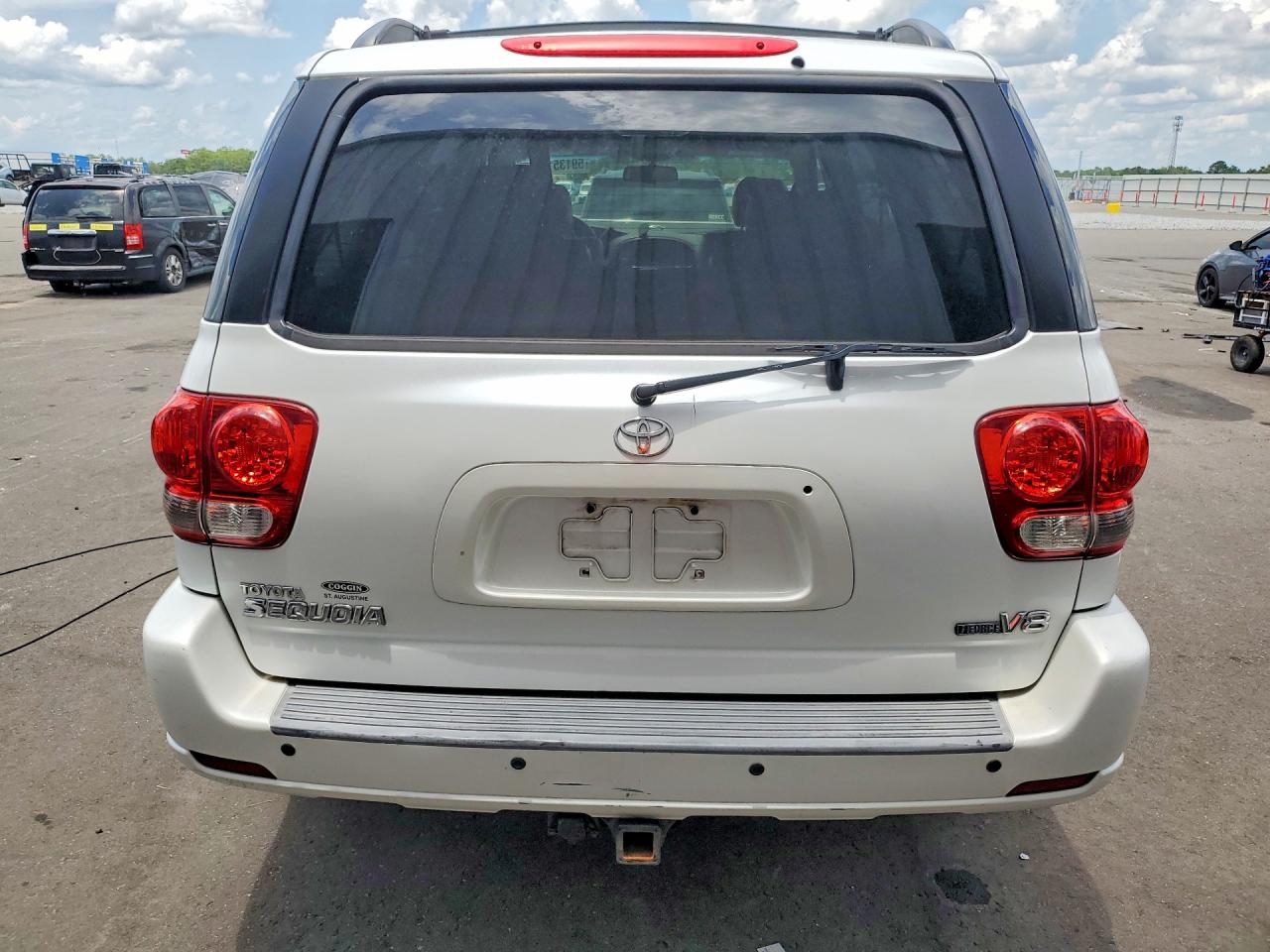 2007 Toyota Sequoia Limited Белый vin: 5TDZT38A87S286829