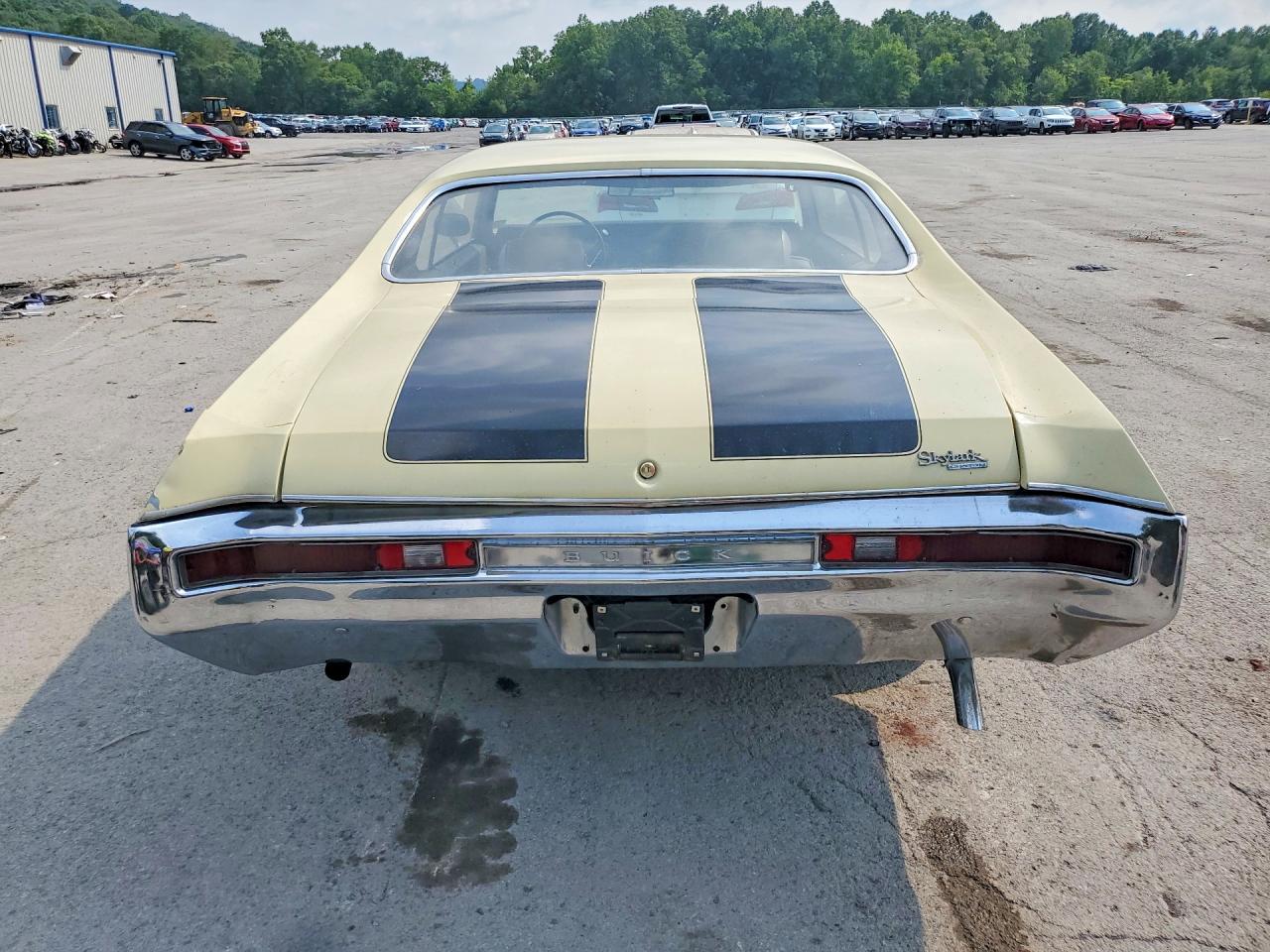 1970 Buick Skylark Custom Yellow vin: 444370H243682