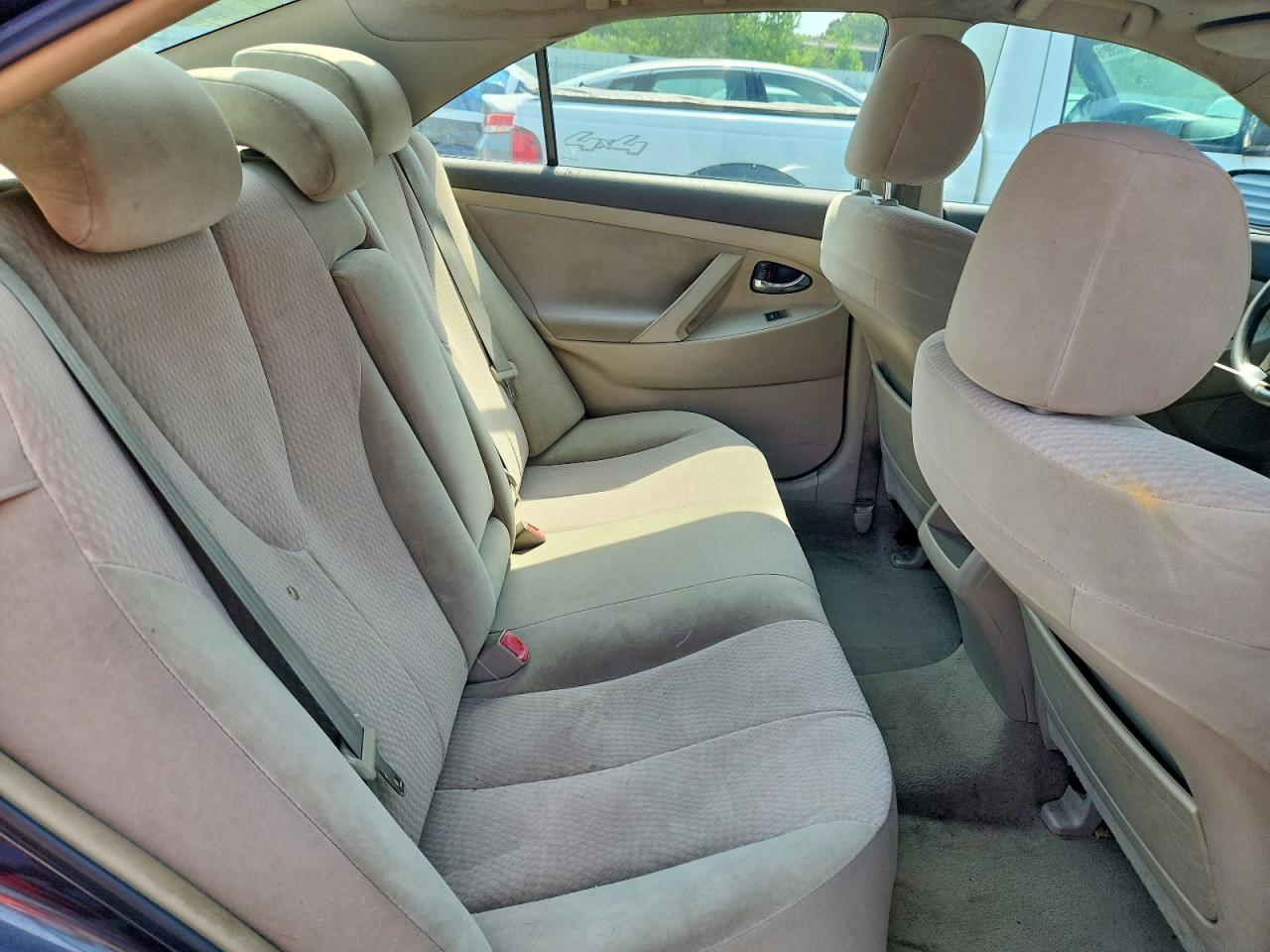 2010 Toyota Camry Le Gray vin: 4T4BF3EK4AR040399