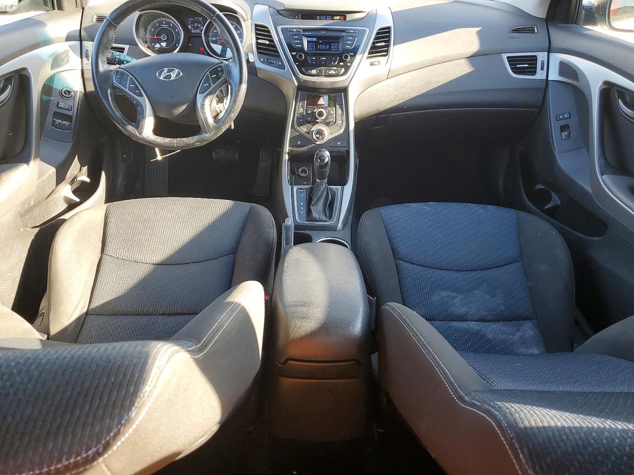 2014 Hyundai Elantra Coupe Base White vin: KMHDH6AH1EU026586