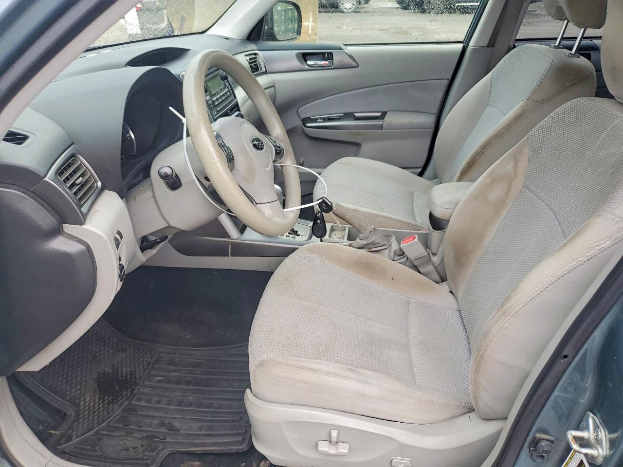 2012 Subaru Forester 2.5x Premium Blue vin: JF2SHADCXCH448393
