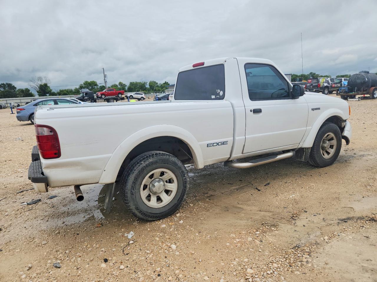 2001 Ford Ranger White vin: 1FTYR10U71PB76781