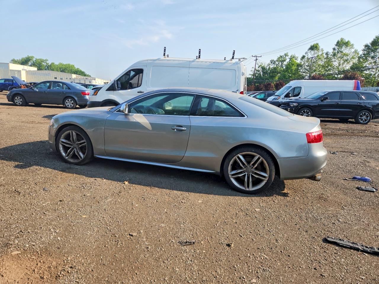 2009 Audi S5 Quattro Gray vin: WAURV78T69A028003