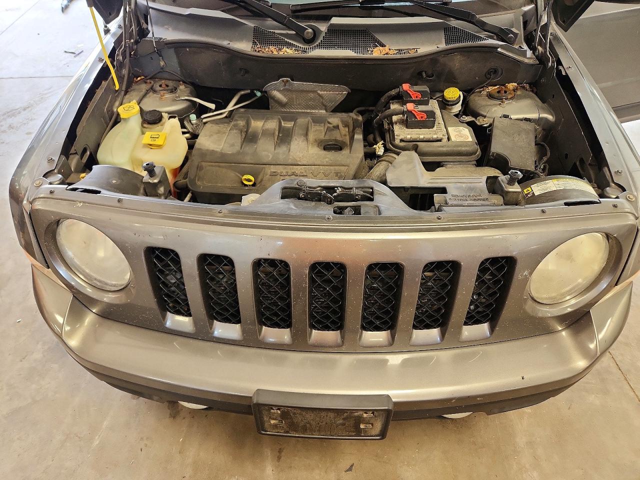 2012 Jeep Patriot Sport Gray vin: 1C4NJRBB7CD576512