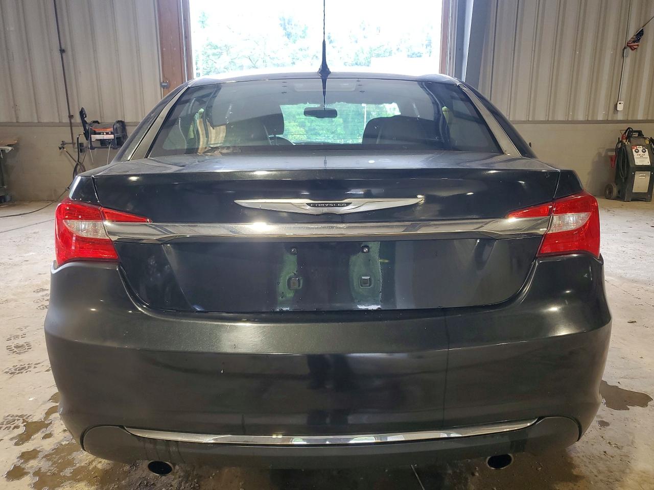 2011 Chrysler 200 Limited Black vin: 1C3BC2FG0BN516482