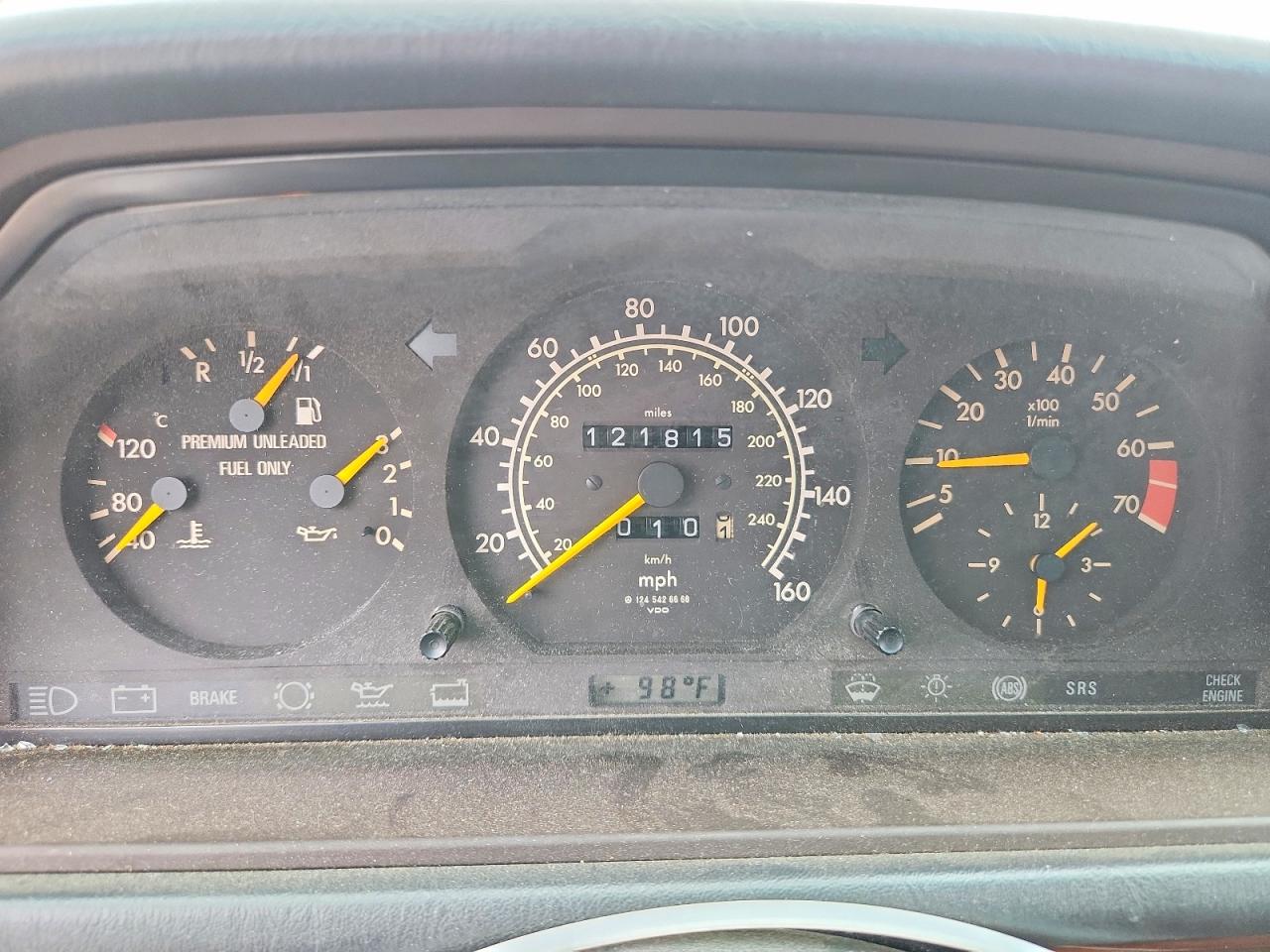 1991 Mercedes-benz 300 E Silver vin: WDBEA30D9MB464730