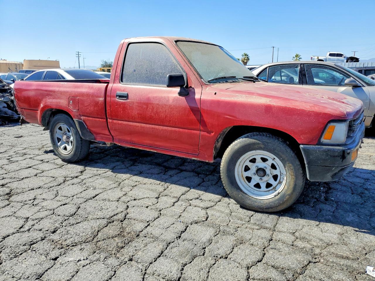 1989 Toyota Pickup Deluxe Red vin: JT4RN81P9K0024657