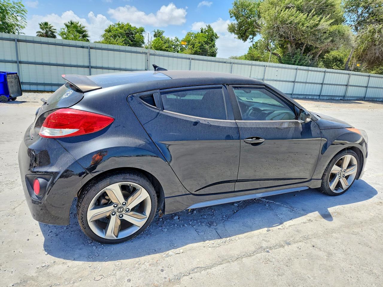 2013 Hyundai Veloster Turbo Black vin: KMHTC6AE2DU102573
