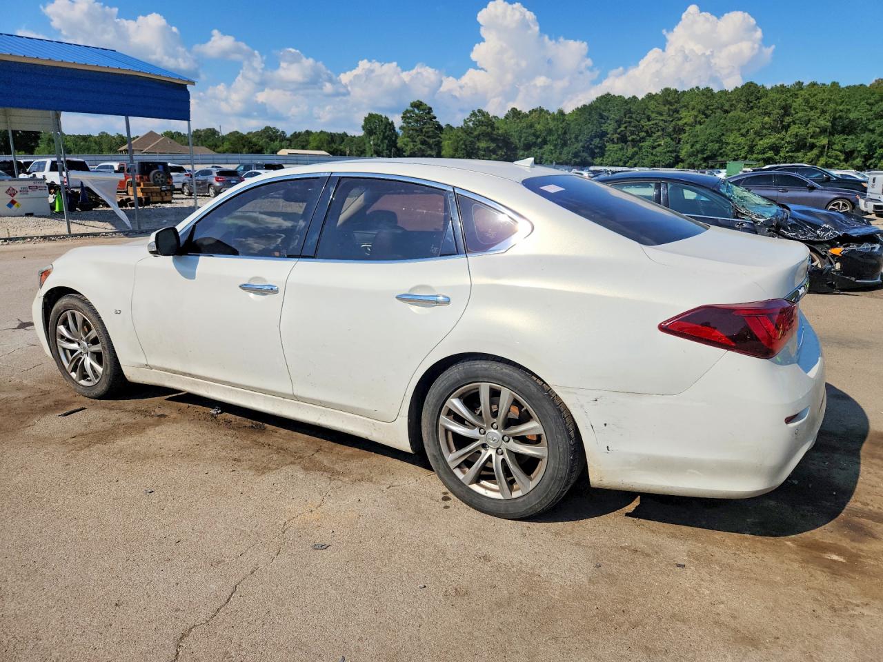 2015 Infiniti Q70 3.7 White vin: JN1BY1AP0FM542223